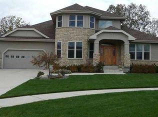 2583 Oak View Ct, Fitchburg, WI 53711