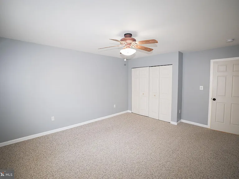 23891 Deep Hollow Ln — Photo 32