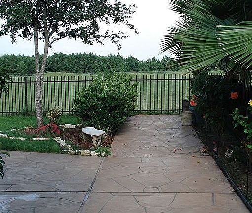 Access to golf course with your personal golf cart