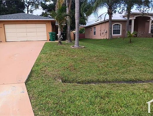 3rd image of 1449 SW Flounder Ln