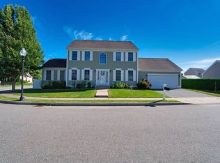 29 Lauren Dr, New Bedford, MA 02745