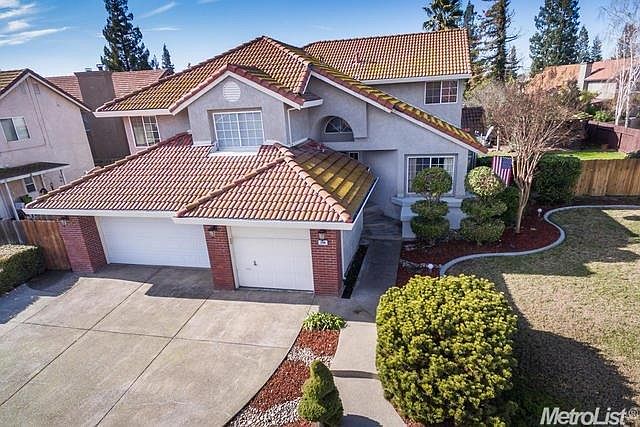 1st image of 330 Trevor Ave