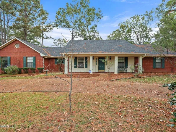 107 Coachmans Rd, Madison, MS 39110