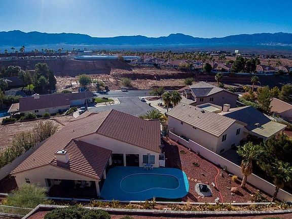 4th image of 811 Palomino Cir