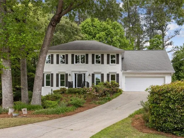 685 Wood Work Way, Roswell, GA 30076