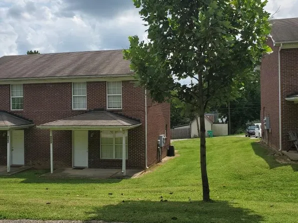 9085 Walnut St, Georgetown, IN 47122
