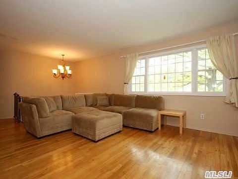 5th image of 29 Saint Johns St