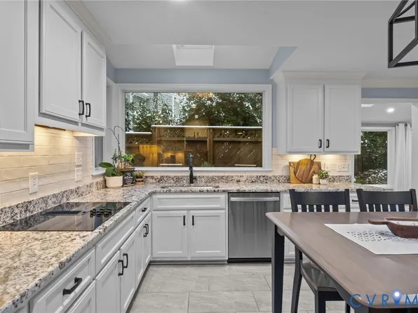 4471 Old Fox Ct, Midlothian, VA 23112