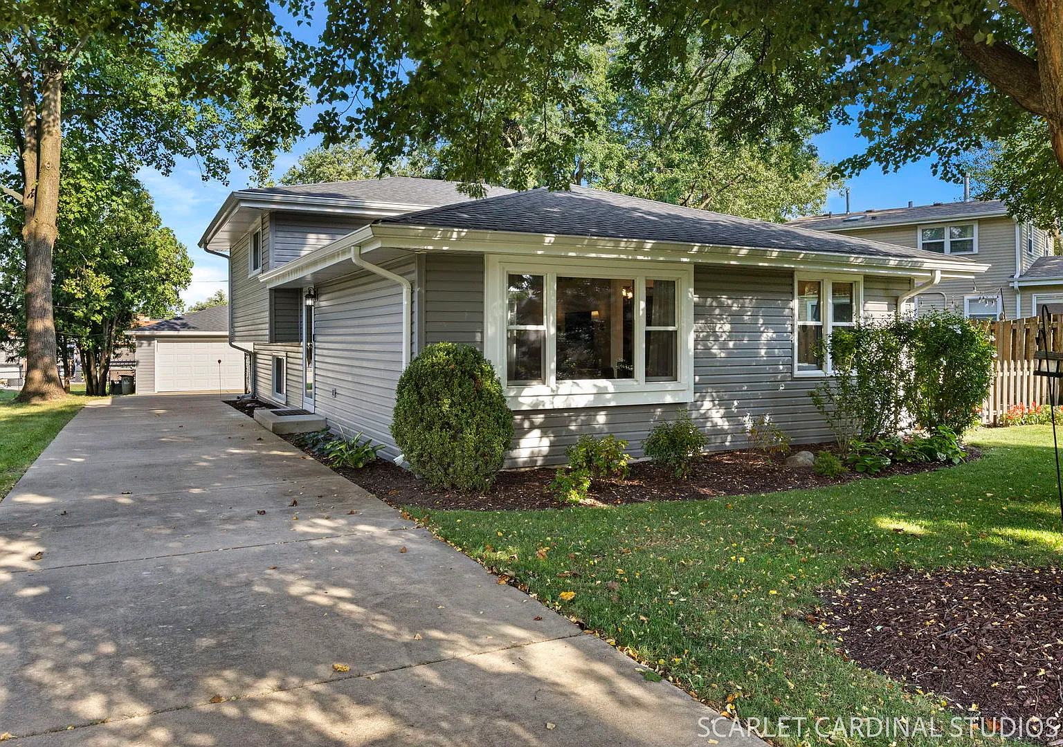 3 bed, 1258 sqft, $3,200 — Photo 1