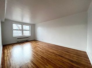 515 Ovington Ave APT 2L, Brooklyn, NY 11209