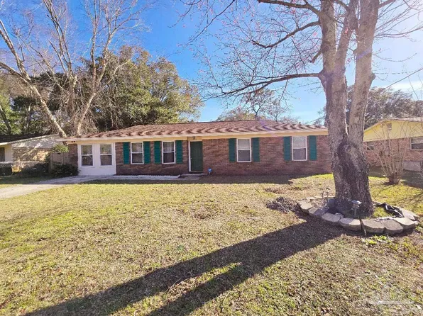 2619 Green Bay Dr, Pensacola, FL 32526