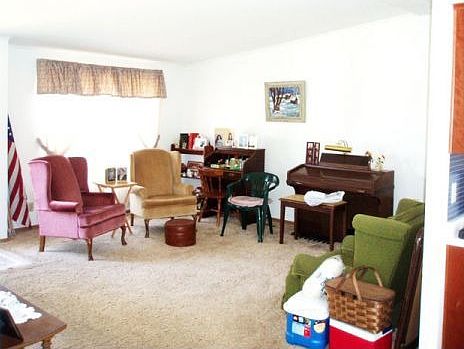 2nd image of 296 Woodsbluff Ct S