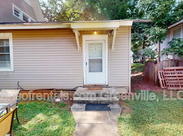 300 Smythe St APT 1, Greenville, SC 29611