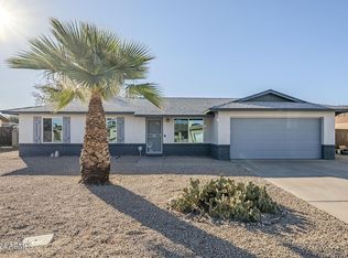 2201 W Wickieup Ln, Phoenix, AZ 85027