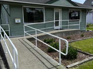 2707 Commercial Ave, Anacortes, WA 98221