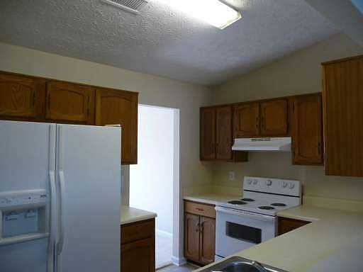 5th image of 2921 Dowry Dr