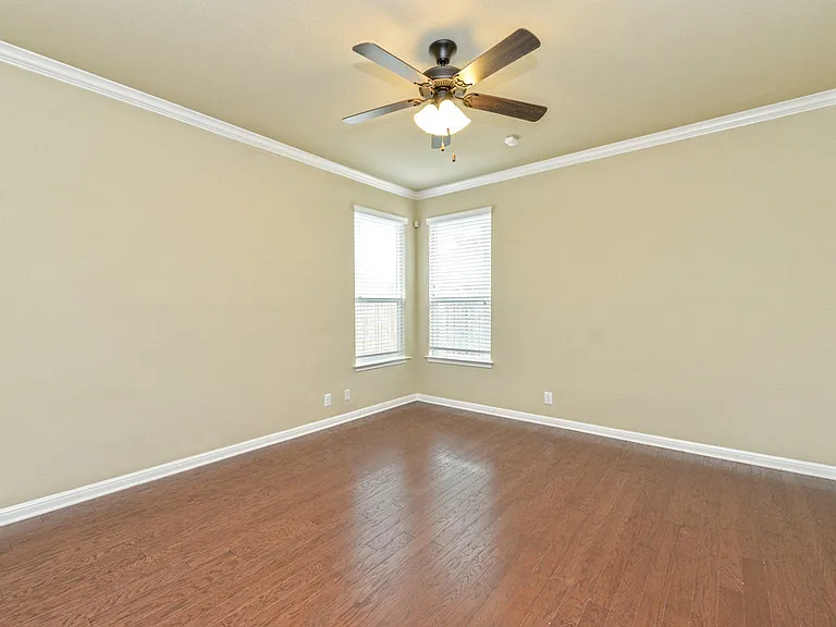 9205 Sweetgum Dr — Photo 17