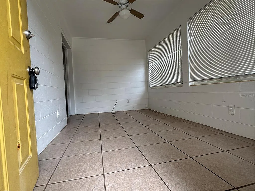 2 bed, 1.0 bath, 825 sqft, $1,575 — Photo 2
