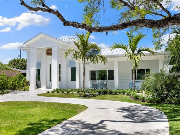 757 Broad CT S, NAPLES, FL 34102
