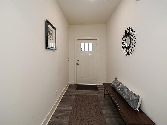 5th image of 7726 Baron Rd