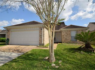 2215 Trail West St, Sugar Land, TX 77478