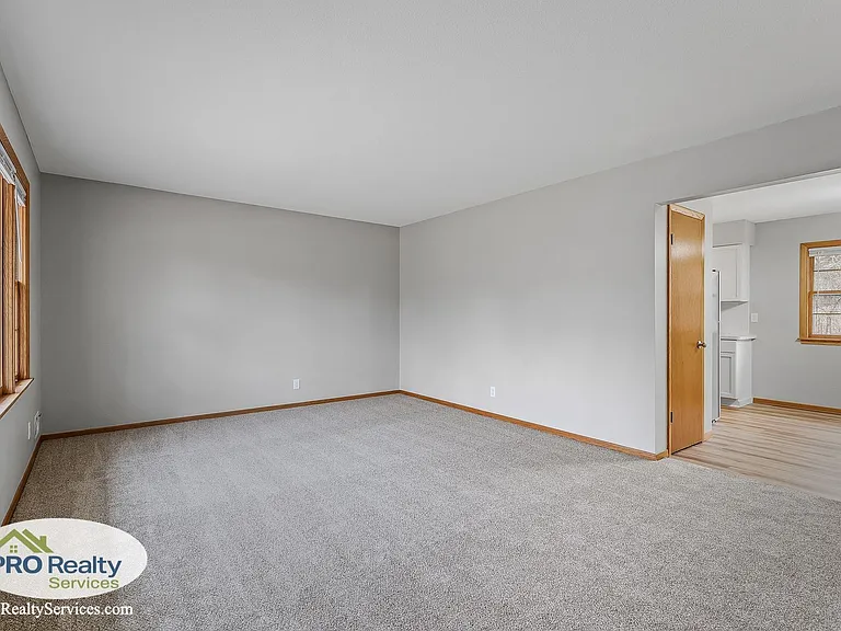 4725 Valley Rd — Photo 5