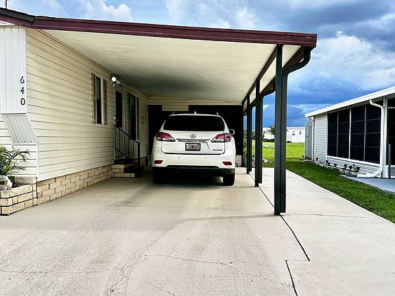 3rd image of 640 Sunset Cir