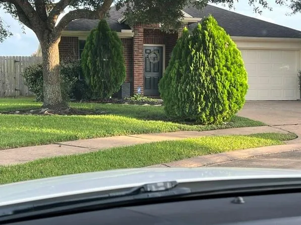 2303 Amber Wheat Ct, Fresno, TX 77545