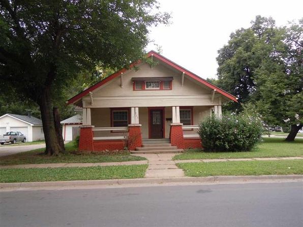 323 N Summit St