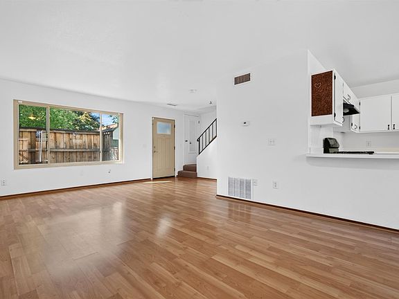 3rd image of 1713 Las Pravadas Court