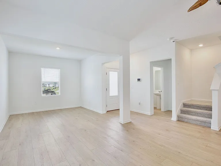 5187 Loyalty Dr — Photo 4