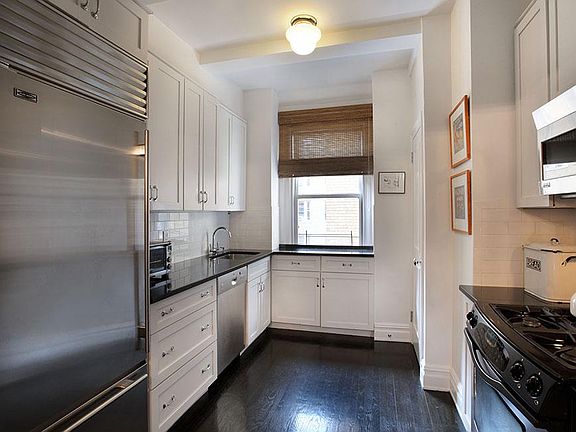 5th image of 30 5th Ave APT 14E