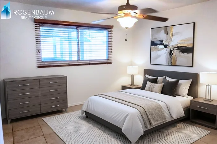 720 E Brenda Dr — Photo 3