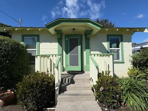 911 E Yanonali St, Santa Barbara, CA 93103