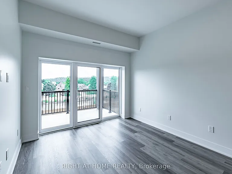 121 Mary St #321 — Photo 23
