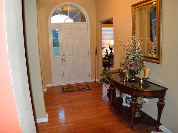 2nd image of 9819 Candlehill Dr
