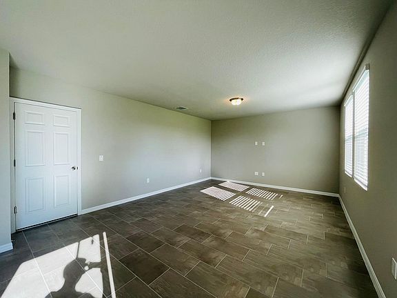 4th image of 17375 Million Lakes Blvd