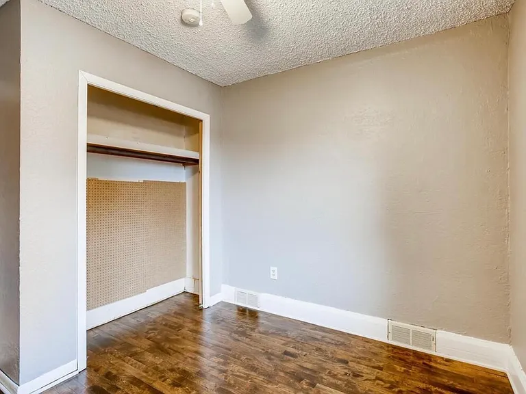 876 Lafond Ave #2 — Photo 7