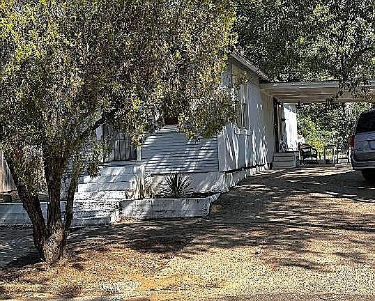 5th image of 2101 Hazel St