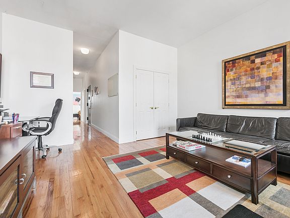 3rd image of 116 W 130th St #3