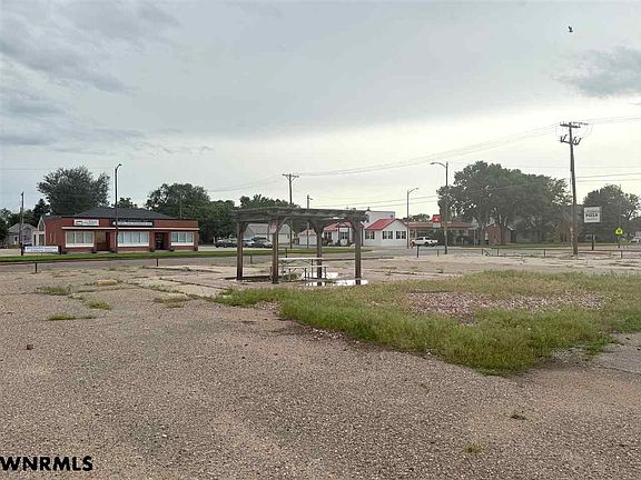 4th image of 2119 Broadway