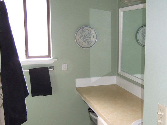 5th image of 909 NW 52nd St #909