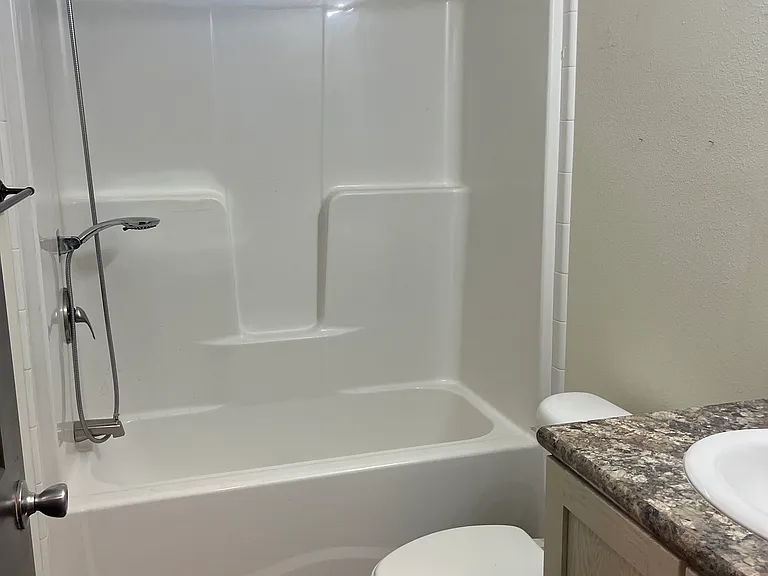 3951 S Mentor Ave #42 — Photo 8