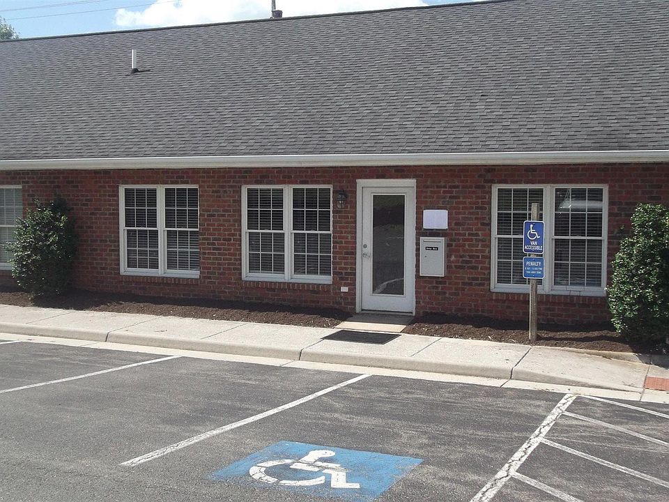 1st image of 600 Radford St