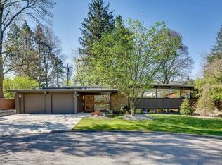 5 Highland Ln, Ann Arbor, MI 48104