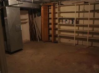 681 Hollibaugh Ave, Akron, OH 44310