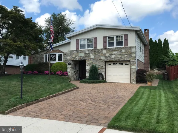 9306 Laramie Rd, Philadelphia, PA 19115