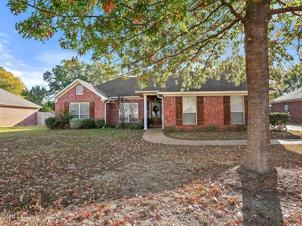 116 Southwood Dr, Canton, MS 39046