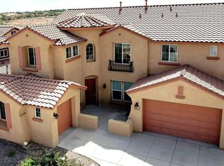 121 Los Miradores Dr NE, Rio Rancho, NM 87124