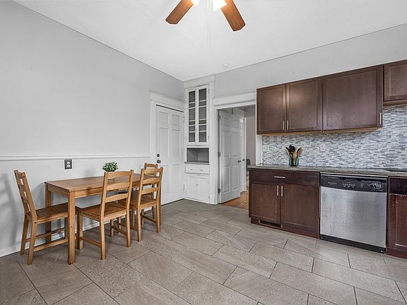 5th image of 3110 Bent Ave #3110A